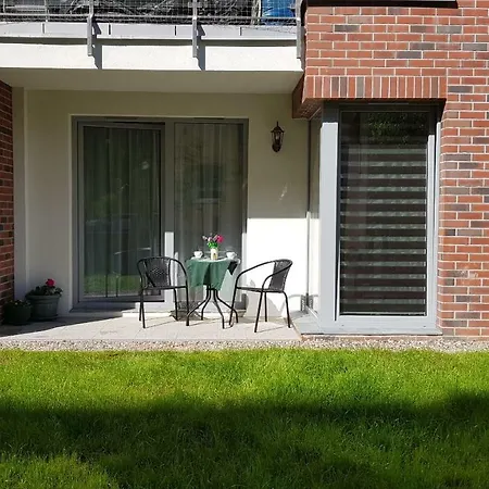 100m From Old Town And Marina Apartment