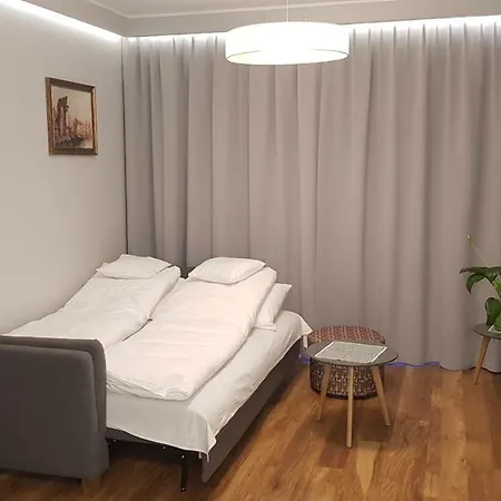 100m From Old Town And Marina