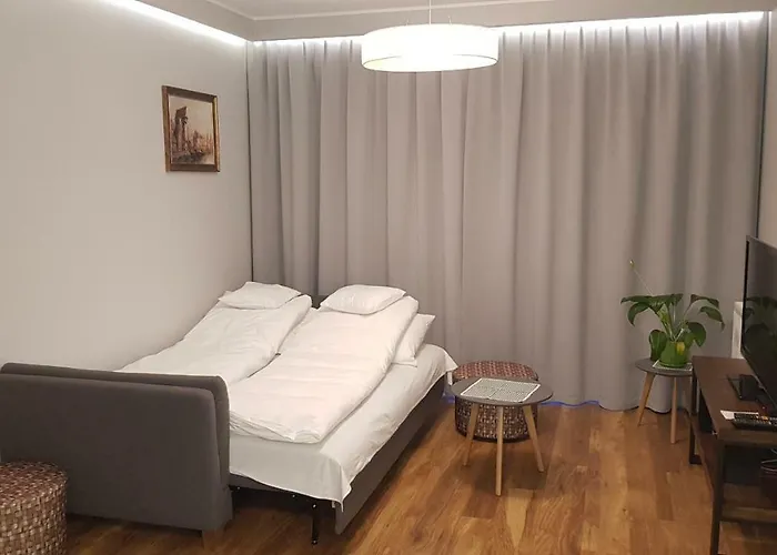 100m From Old Town And Marina