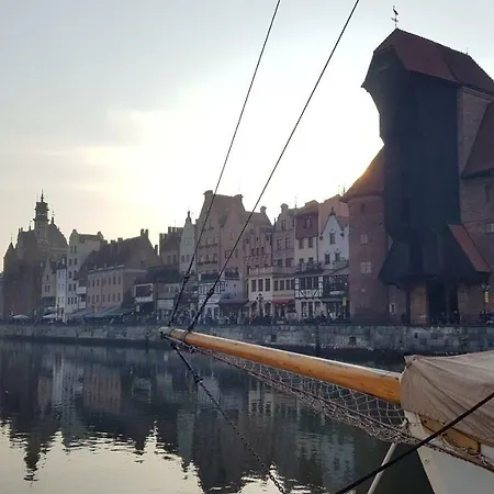 Lägenhet 100m From Old Town And Marina