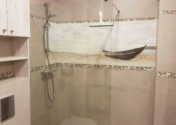 100m From Old Town And Marina